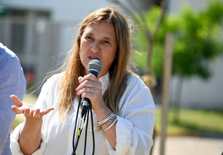 KARINA MENÉNDEZ HABLÓ SOBRE EL NUEVO FALLO DE LA CORTE: «NO PIENSAN EN LOS BONAERENSES»