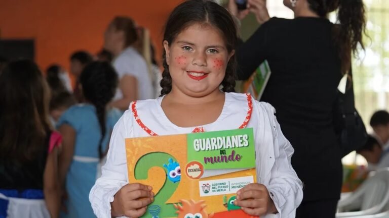 ENTREGA DE LIBROS EN LAS ESCUELAS PRIMARIAS DE MERLO