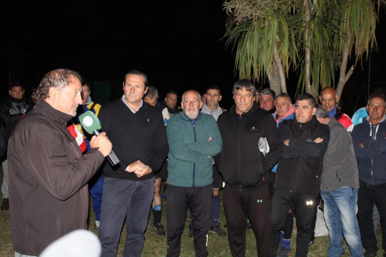 DOLORES: JC EVENTOS DEPORTIVOS INAUGURÓ ILUMINACIÓN EN LA CANCHA DEL SERVICIO PENITENCIARIO