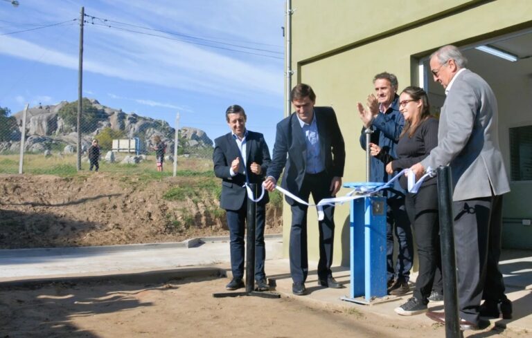 TANDIL: NACIÓN Y MUNICIPIO INAUGURARON LA CISTERNA DEL BARRIO LA MOVEDIZA, COMENZARÁ A FUNCIONAR EN LAS PRÓXIMAS SEMANAS