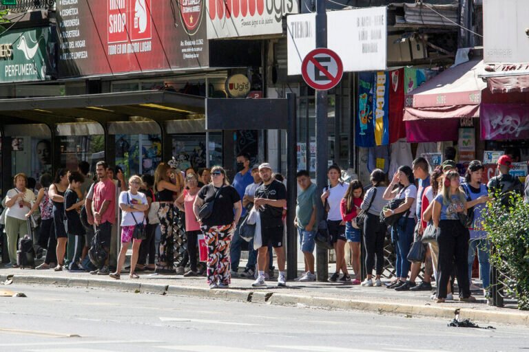 UTA ADVIERTE UN PARO DE COLECTIVOS EN AMBA