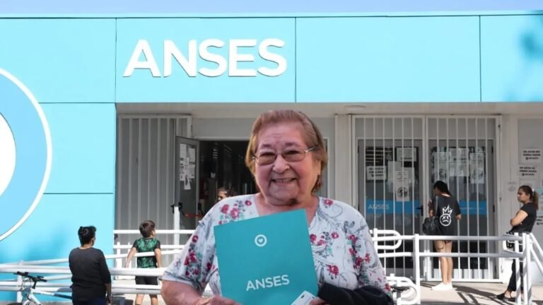 JUBILACIONES: ANSES CONFIRMÓ EL AUMENTO Y UN NUEVO BONO