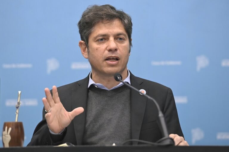 KICILLOF LE PIDO A JAVIER MILEI QUE “PONGA SU EMPEÑO”