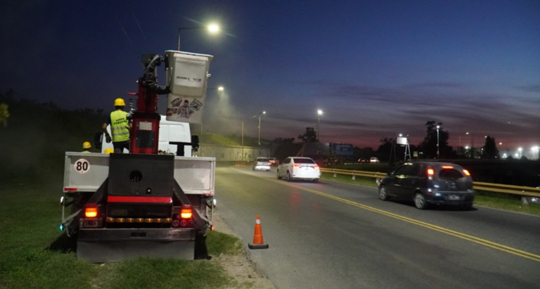 CAMINO LA RIBERA: RENOVACION DE LUMINARIAS
