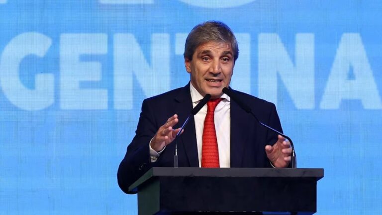 CAPUTO CONFIRMA QUE EL PRESTAMO DEL FMI ASCENDERÁ A USD 20.000 MILLONES