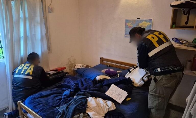 OPERATIVO EN PILAR: ALLANAN A UN HOMBRE QUE AMENAZÓ CON UN ATAQUE TERRORISTA